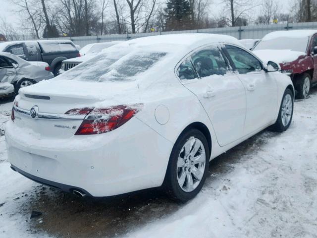 2G4GR5GXXH9137416 - 2017 BUICK REGAL PREM WHITE photo 4