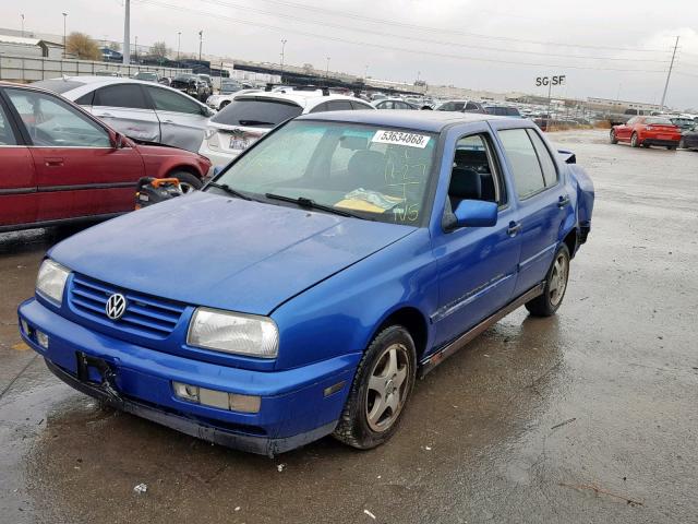 3VWYA81H5WM138882 - 1998 VOLKSWAGEN JETTA K2 BLUE photo 2