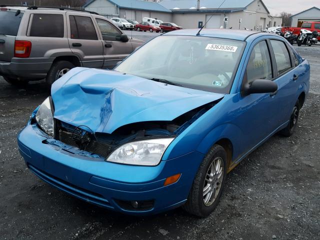 1FAHP34N37W260749 - 2007 FORD FOCUS ZX4 BLUE photo 2