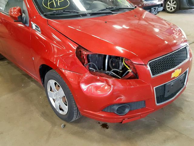 KL1TD66E19B343769 - 2009 CHEVROLET AVEO LS RED photo 9