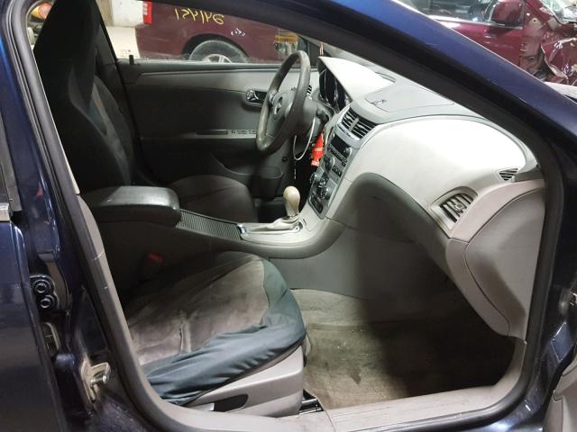 1G1ZA5E08A4133294 - 2010 CHEVROLET MALIBU LS ლურჯი ფოტო 5