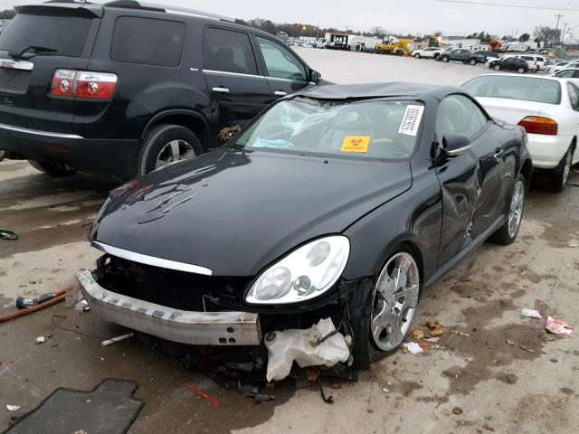 JTHFN48Y050069841 - 2005 LEXUS SC 430 BLACK photo 2