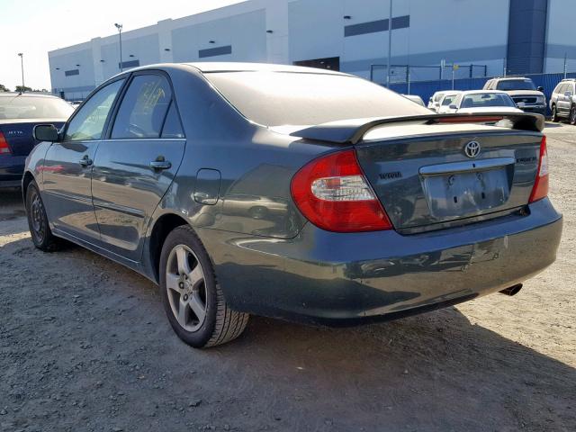 JTDBE32K920124345 - 2002 TOYOTA CAMRY LE GREEN photo 3