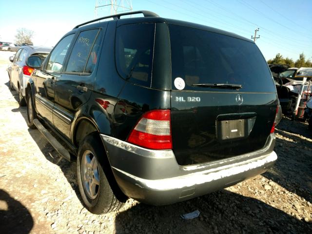 4JGAB54E5XA118885 - 1999 MERCEDES-BENZ ML 320 BLACK photo 3