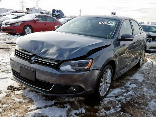 3VWLX7AJ1BM333846 - 2011 VOLKSWAGEN JETTA SEL GRAY photo 2