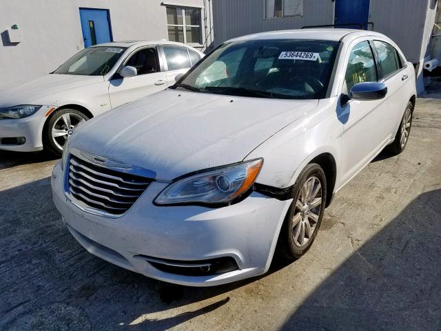 1C3CCBCG1DN506636 - 2013 CHRYSLER 200 LIMITE WHITE photo 2