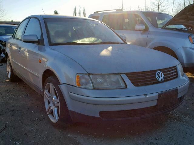 WVWMA63B4XE447569 - 1999 VOLKSWAGEN PASSAT GLS SILVER photo 1