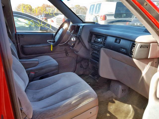 2P4GH2534NR690866 - 1992 PLYMOUTH VOYAGER RED photo 5
