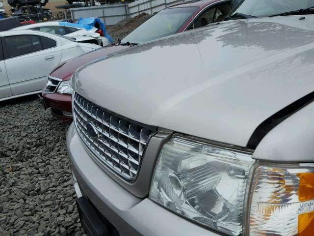 1FMZU75K13UB52800 - 2003 FORD EXPLORER L SILVER photo 9