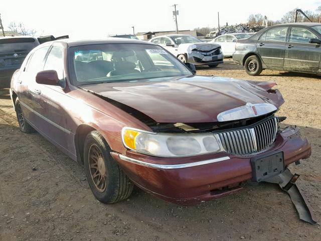 1LNHM82WX1Y662335 - 2001 LINCOLN TOWN CAR S MAROON photo 1