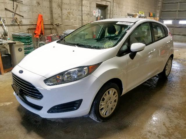 3FADP4TJXGM136500 - 2016 FORD FIESTA S WHITE photo 2