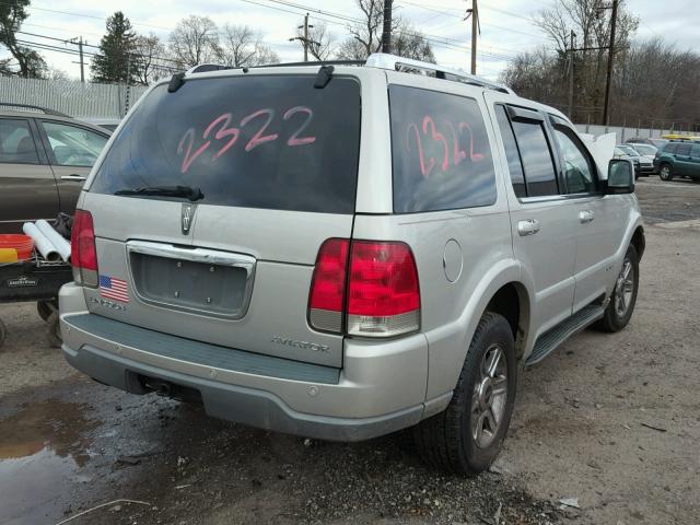 5LMEU88H95ZJ26243 - 2005 LINCOLN AVIATOR 银色 照片 4