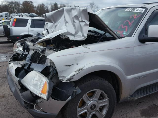 5LMEU88H95ZJ26243 - 2005 LINCOLN AVIATOR 银色 照片 9