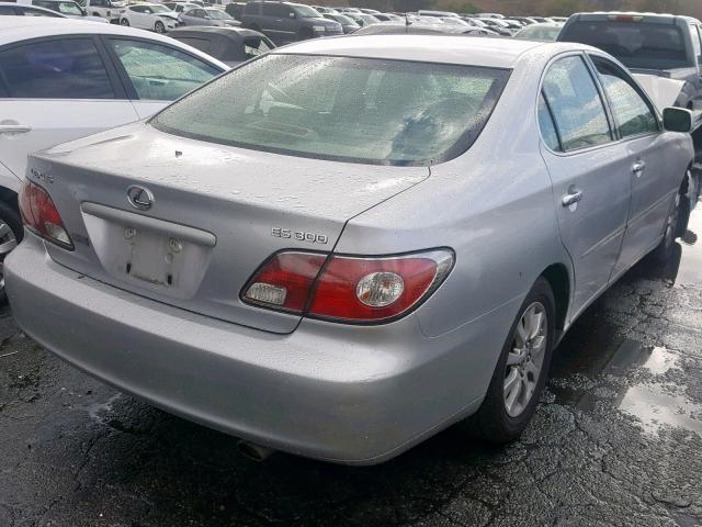 JTHBF30G425005454 - 2002 LEXUS ES 300 SILVER photo 4