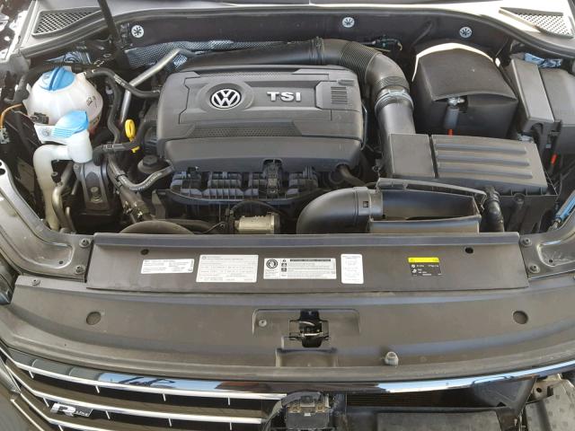 1VWDT7A34HC010628 - 2017 VOLKSWAGEN PASSAT R-L BLACK photo 7
