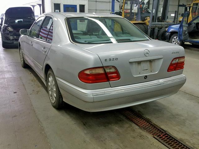 WDBJF82J92X068149 - 2002 MERCEDES-BENZ E 320 4MAT SILVER photo 3