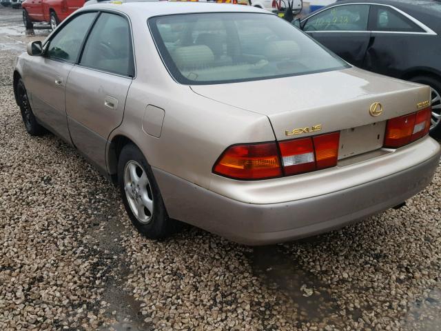 JT8BF22GXV5005356 - 1997 LEXUS ES 300 GOLD photo 3