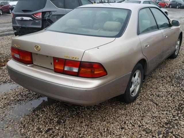 JT8BF22GXV5005356 - 1997 LEXUS ES 300 GOLD photo 4