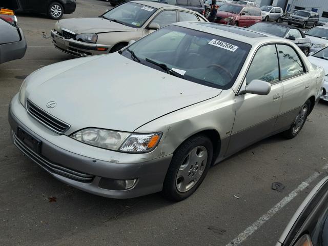 JT8BF28G210322949 - 2001 LEXUS ES 300 GRAY photo 2