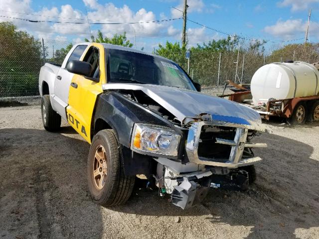 1D7HE48K26S526084 - 2006 DODGE DAKOTA QUA SILVER photo 1