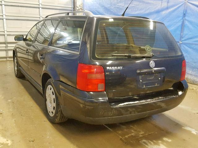 WVWHC63B51E000929 - 2001 VOLKSWAGEN PASSAT GLS BLACK photo 3