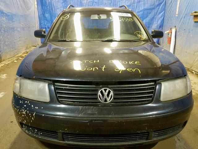 WVWHC63B51E000929 - 2001 VOLKSWAGEN PASSAT GLS BLACK photo 9