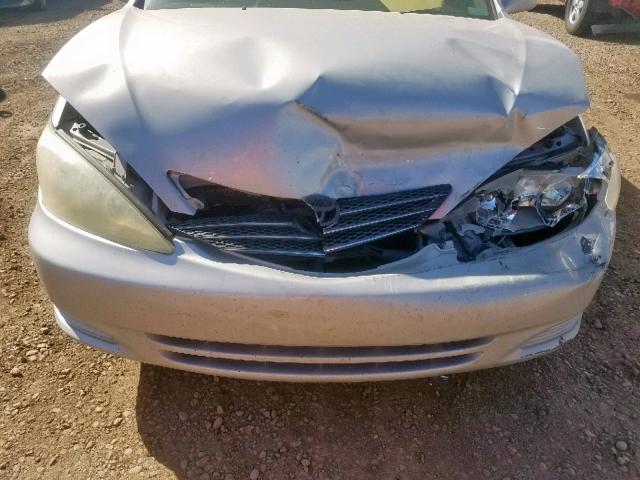4T1BE32K63U751543 - 2003 TOYOTA CAMRY LE SILVER photo 9