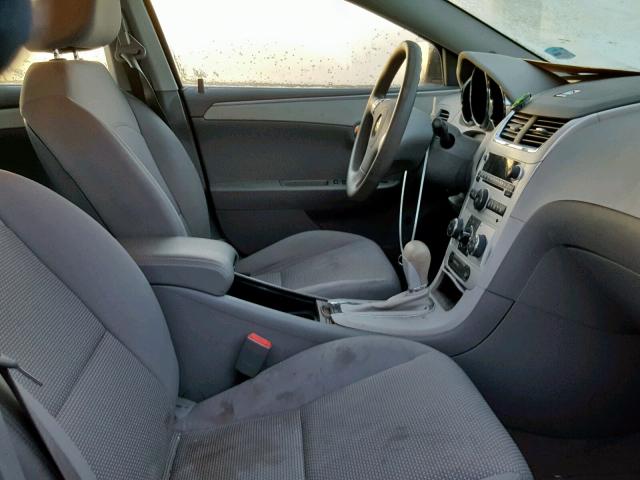 1G1ZB5EB7AF263666 - 2010 CHEVROLET MALIBU LS 白色 照片 5