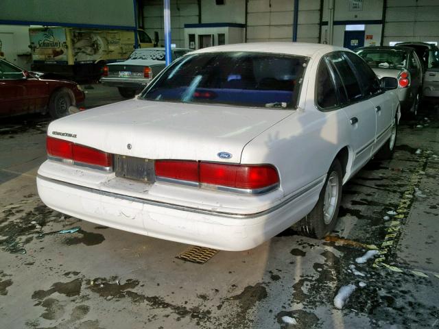 2FALP74W3TX214069 - 1996 FORD CROWN VICT WHITE photo 4