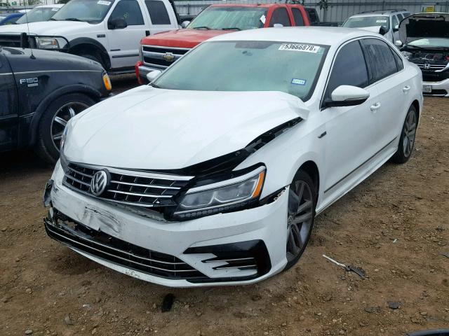 1VWDT7A37HC073447 - 2017 VOLKSWAGEN PASSAT R-L WHITE photo 2