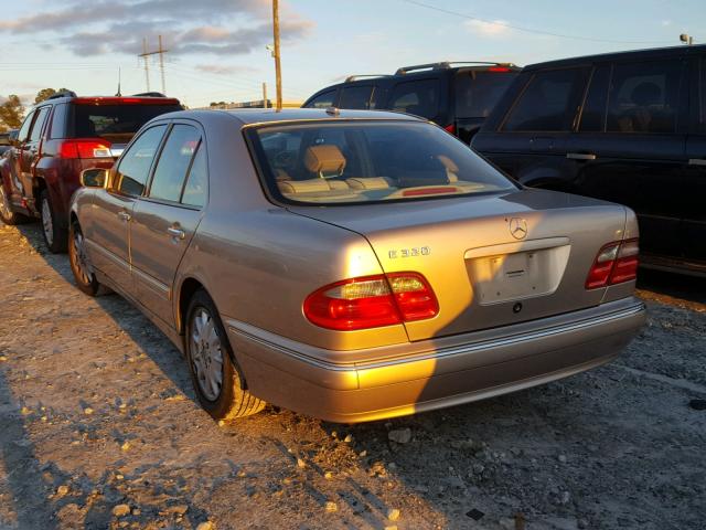 WDBJF65J01B311536 - 2001 MERCEDES-BENZ E 320 TAN photo 3