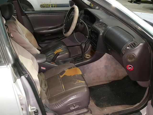 JT8BF12G7T0152125 - 1996 LEXUS ES 300 GRAY photo 5