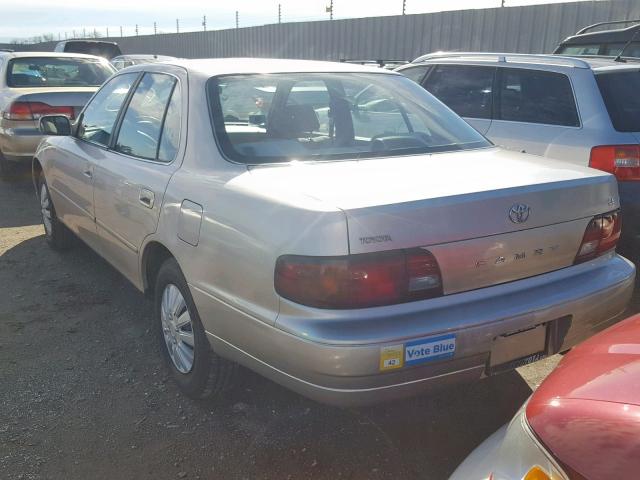 JT2BG12K1T0403765 - 1996 TOYOTA CAMRY DX BEIGE photo 3