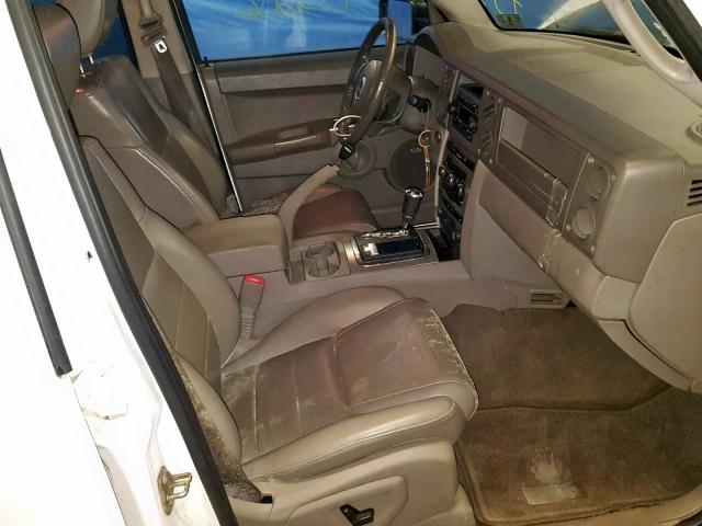 1J8HG48P87C529172 - 2007 JEEP COMMANDER WHITE photo 5