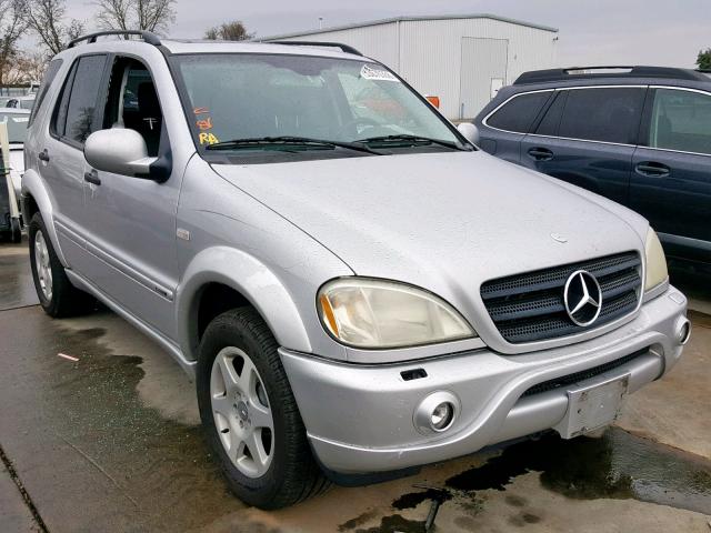 4JGAB72E51A257145 - 2001 MERCEDES-BENZ ML 430 SILVER photo 1