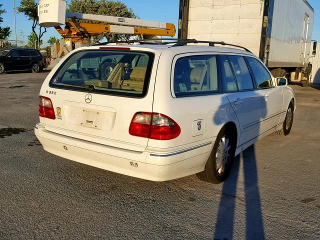 WDBJH65J42X073057 - 2002 MERCEDES-BENZ E 320 WHITE photo 4