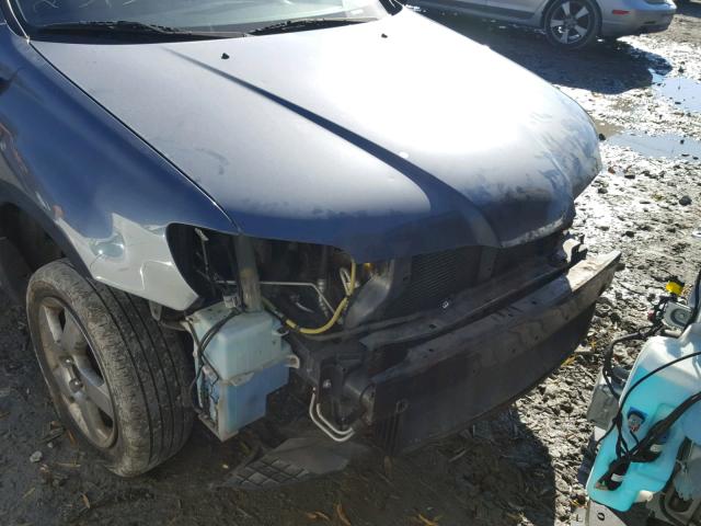 JA4LZ41F34U046637 - 2004 MITSUBISHI OUTLANDER BLUE photo 9