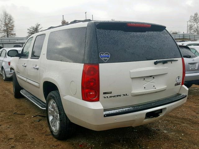 1GKFK16328R218044 - 2008 GMC YUKON XL K WHITE photo 3