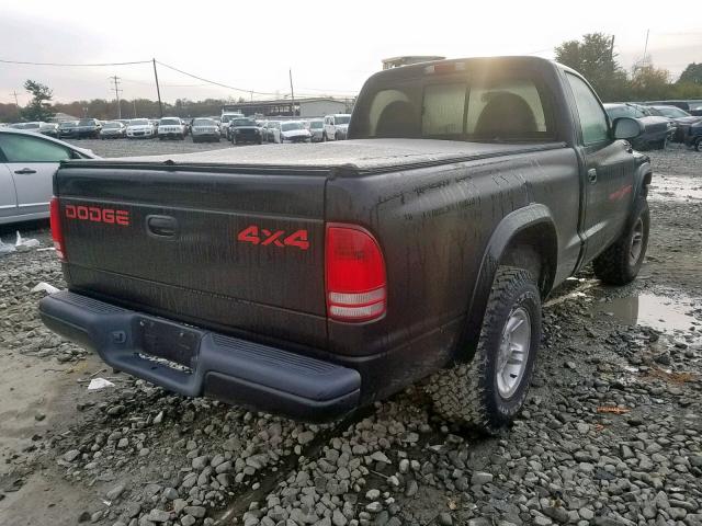 1B7GG26Y1XS233872 - 1999 DODGE DAKOTA BLACK photo 4