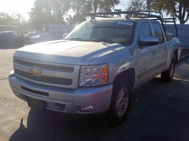 3GCPKSE34BG148531 - 2011 CHEVROLET SILVERADO SILVER photo 2