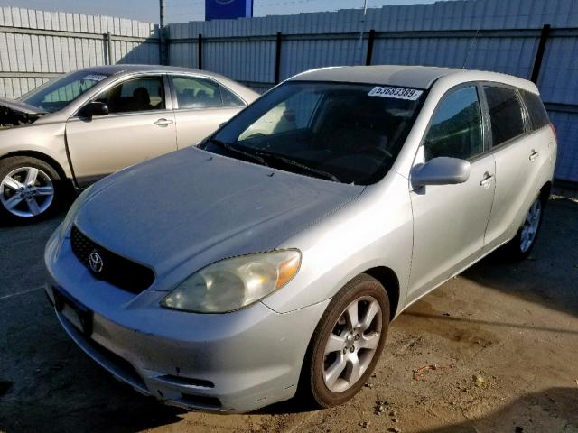 2T1KR32E23C011357 - 2003 TOYOTA MATRIX SILVER photo 2