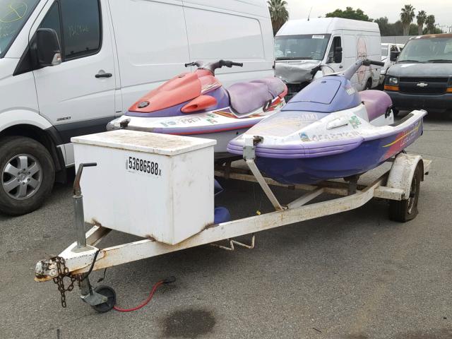 00000YAMA1502C494 - 1994 YAMAHA WAVERUNNER TWO TONE photo 2