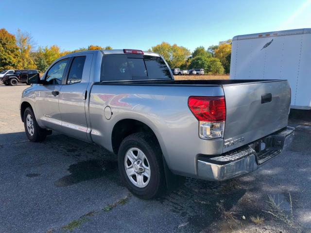 5TFRM5F19BX025725 - 2011 TOYOTA TUNDRA DOU GRAY photo 3