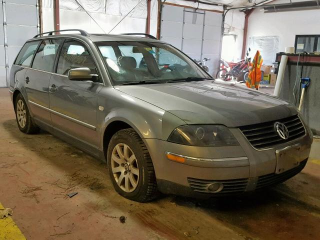 WVWVD63B61E171799 - 2001 VOLKSWAGEN PASSAT GLS GRAY photo 1