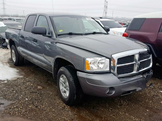 1D7HE48P07S215170 - 2007 DODGE DAKOTA QUA GRAY photo 1