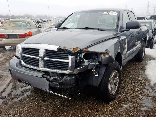 1D7HE48P07S215170 - 2007 DODGE DAKOTA QUA GRAY photo 2