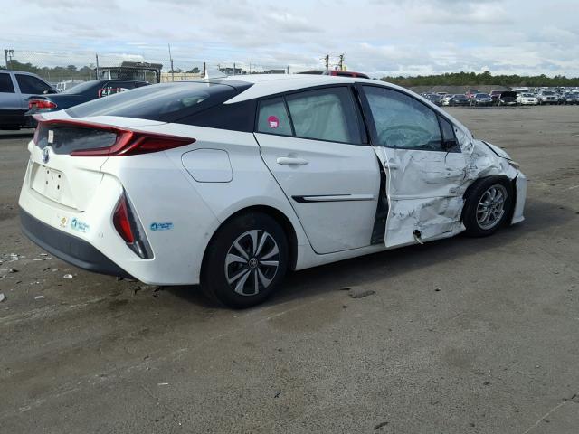 JTDKARFP5H3013271 - 2017 TOYOTA PRIUS PRIM თეთრი ფოტო 4