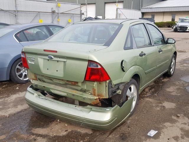 1FAHP34N47W191067 - 2007 FORD FOCUS ZX4 GREEN photo 4