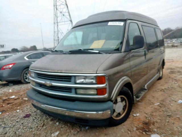 1GBFG15R9X1047538 - 1999 CHEVROLET EXPRESS G1 BROWN photo 2