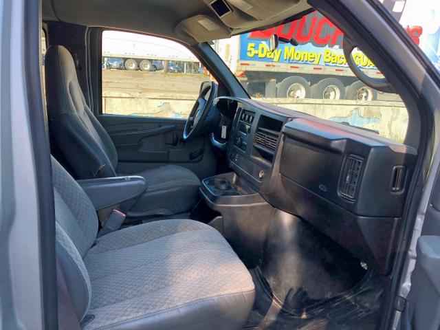 1GNGG25K991108308 - 2009 CHEVROLET EXPRESS G2 GRAY photo 7